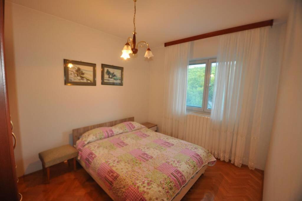 Ferienwohnung Lux Apartman Leo Kostrena Exterior foto